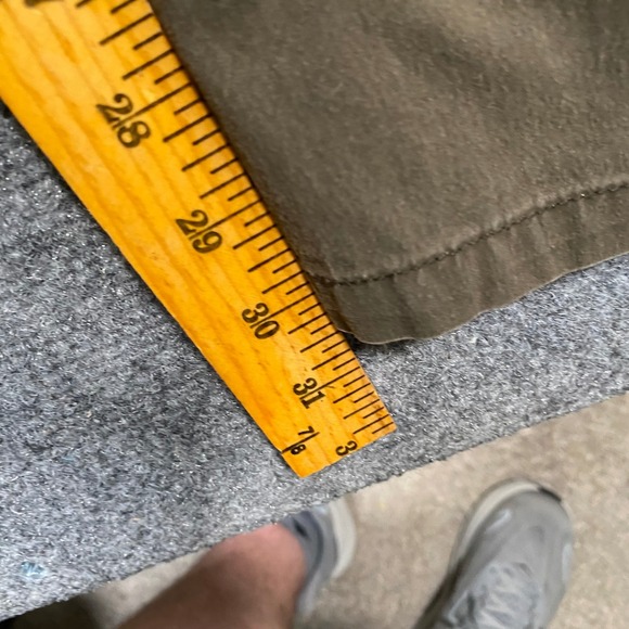 KUHL Revolvr Pants Mens 38x32 Khaki Straight Fit Hybrid Fabric Outdoor Casual - Picture 4 of 8